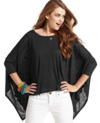 Total drama! Voluminous poncho sleeves spread like wings on this swoon-worthy top from Jessica Simpson. Pair the piece with white-wash skinny jeans for casual style that goes big! Total drama! Voluminous poncho sleeves spread like wings on this swoon-worthy top from Jessica Simpson. Pair the piece with white-wash skinny jeans for casual style that goes big!