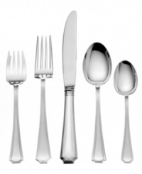 Tailored and understated in polished sterling silver, the Fairfax dinner place settings from Gorham have a distinctive pattern that coordinates with a wide range of contemporary formal atmospheres. Featuring an oversized knife and fork. Tailored and understated in polished sterling silver, the Fairfax dinner place settings from Gorham have a distinctive pattern that coordinates with a wide range of contemporary formal atmospheres. Featuring an oversized knife and fork.