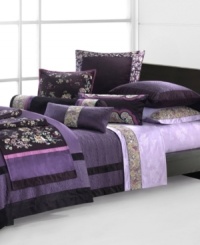 Boasting a delicate floral-and-butterfly print and beautifully embellished decorative cuff, the Imperial Palace pillowcases from Natori are decidedly elegant. Featuring 400 thread count cotton sateen with allover embroidery and a scalloped hem. Boasting a delicate floral-and-butterfly print and beautifully embellished decorative cuff, the Imperial Palace pillowcases from Natori are decidedly elegant. Featuring 400 thread count cotton sateen with allover embroidery and a scalloped hem.