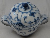 Royal Copenhagen Blue Fluted-Half Lace Border Sugar Bowl & Lid Royal Copenhagen Blue Fluted-Half Lace Border Sugar Bowl & Lid
