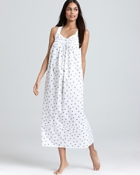 Dream of seashells on the seashore in this coastal-printed Eileen West night gown.