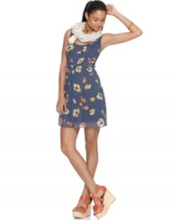 Perfect for easy spring style, throw on this light chiffon Bar III floral-printed dress for a look that moves from day to night! Perfect for easy spring style, throw on this light chiffon Bar III floral-printed dress for a look that moves from day to night!