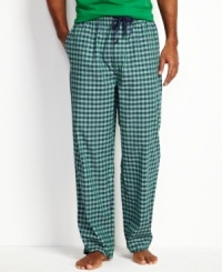 Take your preppy style to the sack with these plaid pajama pants from Nautica.