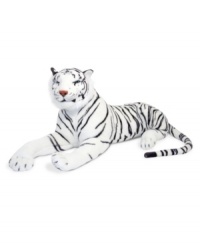 These beautiful, amazing jungle creatures and range-roamers are built of extra-strong yet huggable materials and are sure to capture the interest of children for years to come. Age 3+ These beautiful, amazing jungle creatures and range-roamers are built of extra-strong yet huggable materials and are sure to capture the interest of children for years to come. Age 3+