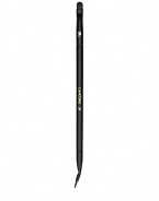 This versatile dual-ended brush is the ideal partner to all eye shadows and gel eyeliners. Designed with two sides for portability and convenience. The sleek tip applies shadow and gel eyeliner precisely and evenly to the perimeter of the eye, while the tapered, flat rounded side perfectly smudges shadow or gel eyeliner for a smoky, softly lined look.