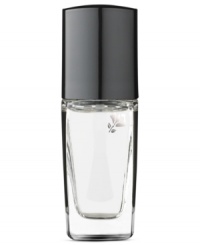Vernis in Love is a high potency nail laquer perfectly themed to compliment every woman's mood and style. With ultimate brillance, intense color, and a mistake-free application, your nails will love the lasting shine and pop of color that stays put for days. Inspired by Tresor Midnight Rose and the majestic hue of purple, Midnight Roses- Lancôme's Fall 2012 Color Collection- evokes mischievous femininity and glamour. Limited edition shade 453 Infusion de Prune and topcoat 030 Givre Magique are the perfect finish for any of the Midnight Roses -inspired looks. Vernis in Love is a high potency nail laquer perfectly themed to compliment every woman's mood and style. With ultimate brillance, intense color, and a mistake-free application, your nails will love the lasting shine and pop of color that stays put for days. Inspired by Tresor Midnight Rose and the majestic hue of purple, Midnight Roses- Lancôme's Fall 2012 Color Collection- evokes mischievous femininity and glamour. Limited edition shade 453 Infusion de Prune and topcoat 030 Givre Magique are the perfect finish for any of the Midnight Roses -inspired looks.