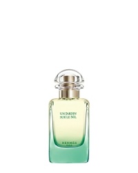 Inspired by annual themes at HERMÈS, the garden perfumes collection is an olfactory stroll, in situ creation, in the footsteps of the in-house perfumer. A sensory stroll along the Nile river. A new translation of freshness: green mouth-watering and tangy scents. A fragrance of light and life, generous and sparkling. Fruity, green, woody. Inspired by annual themes at HERMÈS, the garden perfumes collection is an olfactory stroll, in situ creation, in the footsteps of the in-house perfumer. A sensory stroll along the Nile river. A new translation of freshness: green mouth-watering and tangy scents. A fragrance of light and life, generous and sparkling. Fruity, green, woody.