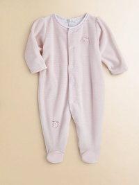 This precious one-piece is crafted in plush velour, adorned with stripes and a Hey Diddle Diddle nursery rhyme embroidery.CrewneckLong sleevesFront snapsBottom snaps80% cotton/20% polyesterMachine washImported Please note: Number of snaps may vary depending on size ordered. 