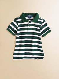 A timelessly preppy short-sleeved polo shirt in lightweight, striped cotton.Shirt collarShort sleevesButton-frontRibbed collar and armbandsUneven vented hemCottonMachine washImported Please note: Number of buttons may vary depending on size ordered. A timelessly preppy short-sleeved polo shirt in lightweight, striped cotton.Shirt collarShort sleevesButton-frontRibbed collar and armbandsUneven vented hemCottonMachine washImported Please note: Number of buttons may vary depending on size ordered.