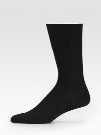 A silky mesh feel in pure cotton with a perfect fit and comfort top. Ribbed topline Reinforced heel Hand-linked toe Mid-calf heightCotton Machine washMade in Germany A silky mesh feel in pure cotton with a perfect fit and comfort top. Ribbed topline Reinforced heel Hand-linked toe Mid-calf heightCotton Machine washMade in Germany