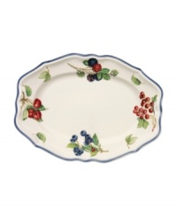 The Cottage Inn oval platter is a colorful addition to the sophisticated table. Lush, dancing clusters of ripened blueberries, raspberries and cherries are a stunning contrast on creamy white porcelain and lend every meal a touch of traditional elegance. The Cottage Inn oval platter is a colorful addition to the sophisticated table. Lush, dancing clusters of ripened blueberries, raspberries and cherries are a stunning contrast on creamy white porcelain and lend every meal a touch of traditional elegance.