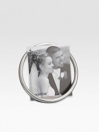 With no beginning and no end, the circle symbolizes eternity and enduring love making this an ideal gift.Metal & glassHolds 5 X 7 photoImported With no beginning and no end, the circle symbolizes eternity and enduring love making this an ideal gift.Metal & glassHolds 5 X 7 photoImported