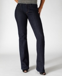 Calling all curvy ladies: get the right fit (finally!) with Levi's Classic Bold Curve ID jeans. This cut is made to hug your waist and derriere without pulling or gapping. Calling all curvy ladies: get the right fit (finally!) with Levi's Classic Bold Curve ID jeans. This cut is made to hug your waist and derriere without pulling or gapping.