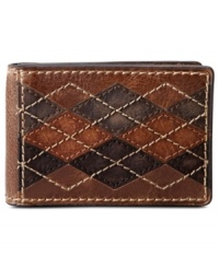 Show 'em exactly who you are when you flash this stylish leather wallet from Fossil. On the outside: a window that lets you show your ID. On the inside: three slots for credit cards, three slip pockets, and one magnetic money clip. Show 'em exactly who you are when you flash this stylish leather wallet from Fossil. On the outside: a window that lets you show your ID. On the inside: three slots for credit cards, three slip pockets, and one magnetic money clip.