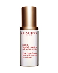 Restores deep luminosity with a targeted action on the dermis layer of the skin, while correcting dark, age spots.-Restores Deep Luminosity & diminishes complexion dullness-Corrects dark spots & evens skin tone-Reduces lines and wrinkles while firming the skinKey IngredientsHEXYLRESORCINOL Latest ingredient scientifically proven to help reduce the pigmentation process at its source which causes dark spots Hexylresorcinol has the same effectiveness as hydroquinone, an anti dark spot ingredient used in the pharmaceutical industry A natural molecule 100% Safe 0% ToxicityApply once a day, either in the morning or evening, to face and neck. Use before/under your moisturizer. Restores deep luminosity with a targeted action on the dermis layer of the skin, while correcting dark, age spots.-Restores Deep Luminosity & diminishes complexion dullness-Corrects dark spots & evens skin tone-Reduces lines and wrinkles while firming the skinKey IngredientsHEXYLRESORCINOL Latest ingredient scientifically proven to help reduce the pigmentation process at its source which causes dark spots Hexylresorcinol has the same effectiveness as hydroquinone, an anti dark spot ingredient used in the pharmaceutical industry A natural molecule 100% Safe 0% ToxicityApply once a day, either in the morning or evening, to face and neck. Use before/under your moisturizer.