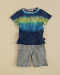 Cool blue hues fade into each other on Splendid Littles' Graffiti striped set. Cool blue hues fade into each other on Splendid Littles' Graffiti striped set.