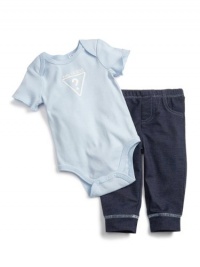 GUESS Kids Boys Bodysuit and Pant Set, LIGHT BLUE (6/9M) GUESS Kids Boys Bodysuit and Pant Set, LIGHT BLUE (6/9M)