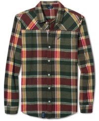 Unique colors and a modern fit set this stylish LRG plaid flannel apart from the rest. Unique colors and a modern fit set this stylish LRG plaid flannel apart from the rest.