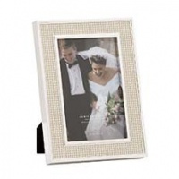 Jubilee Pearl Picture Frame Size: 4 x 6 Jubilee Pearl Picture Frame Size: 4 x 6