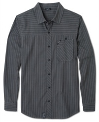 A sports shirt made for the LRG lifestyle: The Crossed Lines striped shirt with combined chest pockets. A sports shirt made for the LRG lifestyle: The Crossed Lines striped shirt with combined chest pockets.