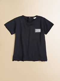 A basic cotton tee gets a cool update with logo plaque and slightly tattered collar, cuffs and hem.CrewneckShort sleevesBack snapsCottonMachine washMade in Italy A basic cotton tee gets a cool update with logo plaque and slightly tattered collar, cuffs and hem.CrewneckShort sleevesBack snapsCottonMachine washMade in Italy