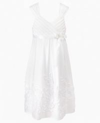 A breath of fresh air. She'll feel as light as a spring breeze in this dainty sundress from Bonnie Jean. A breath of fresh air. She'll feel as light as a spring breeze in this dainty sundress from Bonnie Jean.
