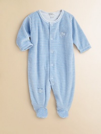 This precious one-piece is crafted in plush velour, adorned with stripes and a Hey Diddle Diddle nursery rhyme embroidery.CrewneckLong sleevesFront snapsBottom snaps80% cotton/20% polyesterMachine washImported Please note: Number of snaps may vary depending on size ordered. This precious one-piece is crafted in plush velour, adorned with stripes and a Hey Diddle Diddle nursery rhyme embroidery.CrewneckLong sleevesFront snapsBottom snaps80% cotton/20% polyesterMachine washImported Please note: Number of snaps may vary depending on size ordered.