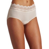 Olga Womens Secret Hug Nylon Scoops Halfpant Olga Womens Secret Hug Nylon Scoops Halfpant