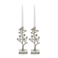 Nature-inspired, Michael Aram's Botanical Leaf collection calls to mind the leaves and twisting branches of eucalyptus and seagrape. Artfully designed, they are eye-catching and chic. Nature-inspired, Michael Aram's Botanical Leaf collection calls to mind the leaves and twisting branches of eucalyptus and seagrape. Artfully designed, they are eye-catching and chic.
