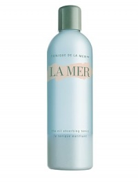 For the vital transition between cleansing and treatment, your skin needs The Tonic. Infused with Colloidal Mineral Water and oil-absorbing algae extract, it revitalizes and enlivens skin with no signs of dehydration. With regular use, the occurrence of excess sebum and breakouts are significantly reduced. Plus La Mer's exclusive Deconstructed Waters open skin to maximize the benefits of skin care to follow. 6.7 oz. Made in USA. For the vital transition between cleansing and treatment, your skin needs The Tonic. Infused with Colloidal Mineral Water and oil-absorbing algae extract, it revitalizes and enlivens skin with no signs of dehydration. With regular use, the occurrence of excess sebum and breakouts are significantly reduced. Plus La Mer's exclusive Deconstructed Waters open skin to maximize the benefits of skin care to follow. 6.7 oz. Made in USA.