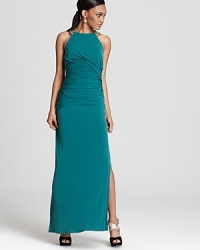 This Laundry by Shelli Segal gown brings glamour with dramatic ruching and sparkling shoulder straps. This Laundry by Shelli Segal gown brings glamour with dramatic ruching and sparkling shoulder straps.