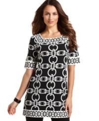In a graphic black and white, this Alfani chain-printed tunic is perfect for adding a pop of bold print to your ensemble! In a graphic black and white, this Alfani chain-printed tunic is perfect for adding a pop of bold print to your ensemble!