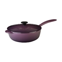 Making the perfect sauce has never been easier. This saucier pan has a wide, shallow design and curved side edges to make stirring easy and efficient. Try a quicker boil for reducing volume or a slower simmer for fully realized flavor. Making the perfect sauce has never been easier. This saucier pan has a wide, shallow design and curved side edges to make stirring easy and efficient. Try a quicker boil for reducing volume or a slower simmer for fully realized flavor.