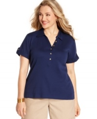 Karen Scott's short sleeve plus size polo shirt is a must-have for a classic casual look. Karen Scott's short sleeve plus size polo shirt is a must-have for a classic casual look.