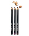 Line, define and shade your eyes with Bobbi's Kohl Eyeliner. This silky-smooth formula delivers dense, even and blendable pigment, so lining your lids super close to your lash line (without that annoying gap) just got easier. It also looks great smudged along top and lower lashes for a smoky effect. Available in three new shades.