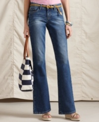 These Tommy Hilfiger jeans look like vintage classics, thanks to a broken-in wash and flattering bootcut silhouette. Pair them with anything from crisp shirts to basic tees. These Tommy Hilfiger jeans look like vintage classics, thanks to a broken-in wash and flattering bootcut silhouette. Pair them with anything from crisp shirts to basic tees.