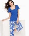 This scoop neck and comfy capri pants set by Nautica is perfect for those lazy Saturday mornings.