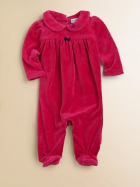 A beautiful long-sleeved footed coverall in plush velour is highlighted with pretty puff sleeves and embroidery.Peter Pan collarLong sleevesBack buttonsGathered empire waistConcealed bottom snaps80% cotton/20% polyesterMachine washImported Please note: Number of snaps/buttons may vary depending on size ordered. A beautiful long-sleeved footed coverall in plush velour is highlighted with pretty puff sleeves and embroidery.Peter Pan collarLong sleevesBack buttonsGathered empire waistConcealed bottom snaps80% cotton/20% polyesterMachine washImported Please note: Number of snaps/buttons may vary depending on size ordered.