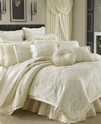 Add a touch of European opulence to your bedroom with this Rothschild waterfall valance from J Queen. Allover woven ivory damask print is the focal point, while sophisticated pleats add extra dimension. Add a touch of European opulence to your bedroom with this Rothschild waterfall valance from J Queen. Allover woven ivory damask print is the focal point, while sophisticated pleats add extra dimension.