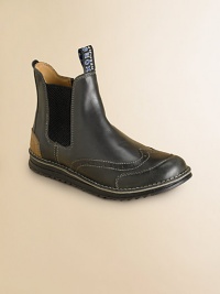 This supple leather, classic slip-on boot features patented breathable technology that absorbs and expels sweat, while keeping out water.Elasticized side goresLeather upperLeather/Textile liningLeather solePadded insoleImported This supple leather, classic slip-on boot features patented breathable technology that absorbs and expels sweat, while keeping out water.Elasticized side goresLeather upperLeather/Textile liningLeather solePadded insoleImported