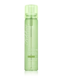 Feather-light mist delivers an even veil of shine with encapsulated olive oil plus all day long protection. Feather-light mist delivers an even veil of shine with encapsulated olive oil plus all day long protection.