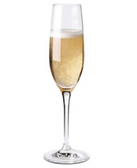 Bring more to the table with a Champagne flute designed to enhance taste and resist breakage. Strong, lightweight magnesium fused with brilliant crystal yields ultra-durable stemware that never clouds or dulls. From Wine Enthusiast.