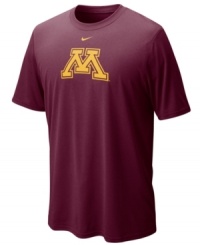 Keep team spirit rolling with this Minnesota Golden Gophers NCAA t-shirt from Nike. Keep team spirit rolling with this Minnesota Golden Gophers NCAA t-shirt from Nike.