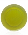Forever spring. The color of bright new leaves, this vibrant charger plate adds another layer of freshness to tables set with Mikasa's Daylight dinnerware. Dishes in this set are durable and stylish in porcelain with a uniquely sloped rim and raised interior.