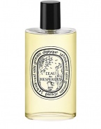Slightly provocative, it invites the passion of a forbidden garden. The citrus top notes with strong presence of bitter orange is blended with aromatic herbs, red thyme and rosemary with a sensual rush of sunny mint. 3.4 oz. 