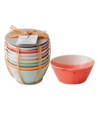 Perfect for every day, these 1815 bowls from Royal Doulton feature sturdy white porcelain streaked with color for serene, understated style. Great for snacks, fun for entertaining! Perfect for every day, these 1815 bowls from Royal Doulton feature sturdy white porcelain streaked with color for serene, understated style. Great for snacks, fun for entertaining!