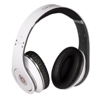 Beats by Dr. Dre Studio White Over-Ear Headphones from Monster (Old Version)