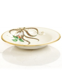 A mixture of Lenox's Holiday holly motif and their classic Christmas plaid ribbon creates an elegant design upon this deep rim soup bowl from the holiday dinnerware and dishes collection. Scrolling accents and a rim of 24-karat gold finish the look with lasting grace. A mixture of Lenox's Holiday holly motif and their classic Christmas plaid ribbon creates an elegant design upon this deep rim soup bowl from the holiday dinnerware and dishes collection. Scrolling accents and a rim of 24-karat gold finish the look with lasting grace.