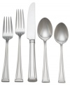 Clean lines and modern details radiate unparalleled sophistication on Waterford's Kilbarry Platinum place settings. Set includes: Dinner knife, place fork, salad fork, spoon and teaspoon.