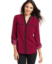 Make a graphic impact with this top from Elementz, featuring fashion-forward houndstooth and an easy silhouette! Make a graphic impact with this top from Elementz, featuring fashion-forward houndstooth and an easy silhouette!